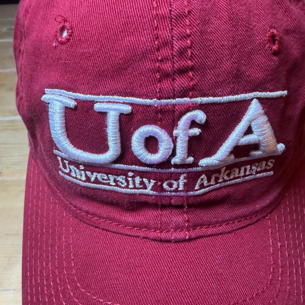 Arkansas Razorbacks Hat Bundle University of Arkansas‎ UofA Cardinal Red Cap Lot - Picture 5 of 7